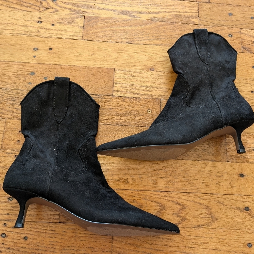 Steven New York Elegant Black Suede Heeled Boots